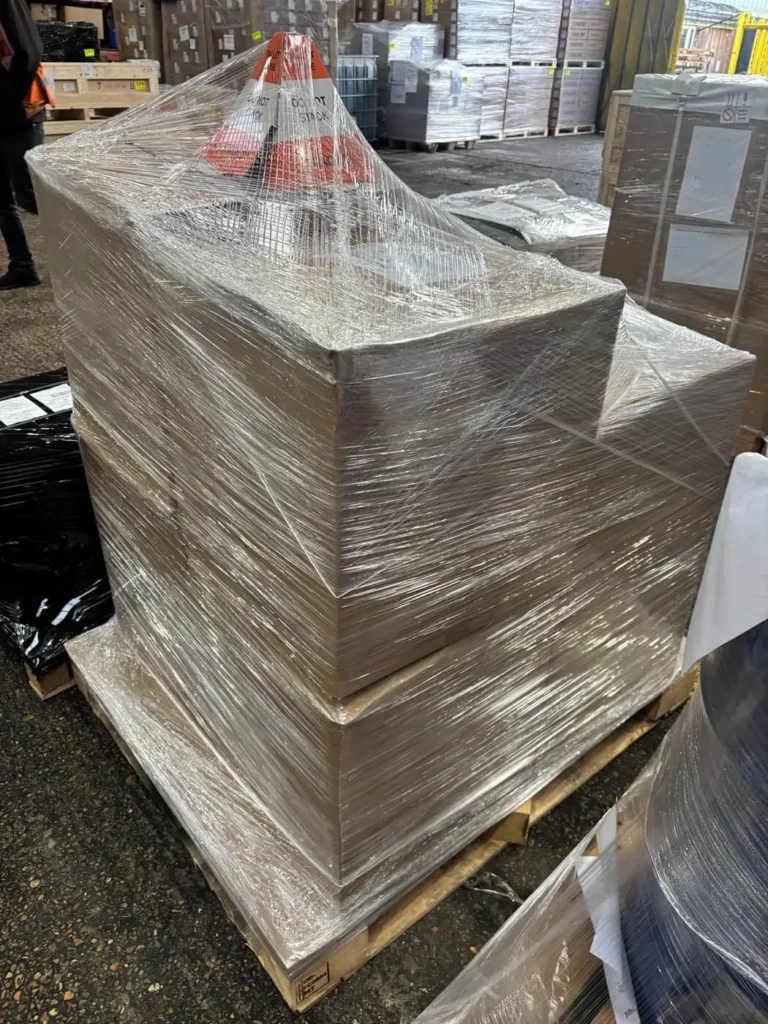 Single pallet for air freight to USA